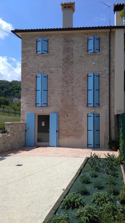 Hotel Casa Daisy Paderno del Grappa Exterior foto
