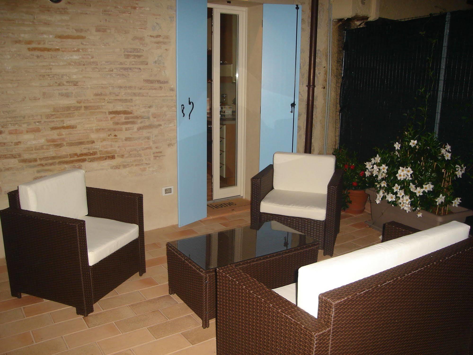 Hotel Casa Daisy Paderno del Grappa Exterior foto